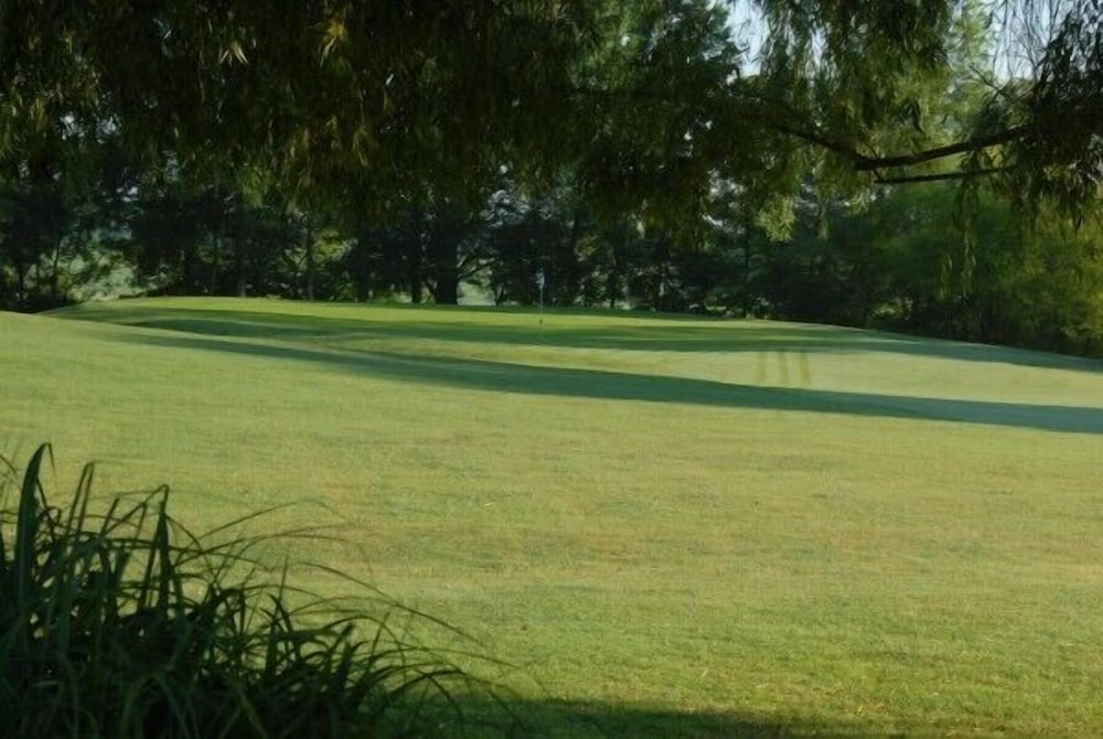Guest Quarters at The Bridges Golf Club 55/58