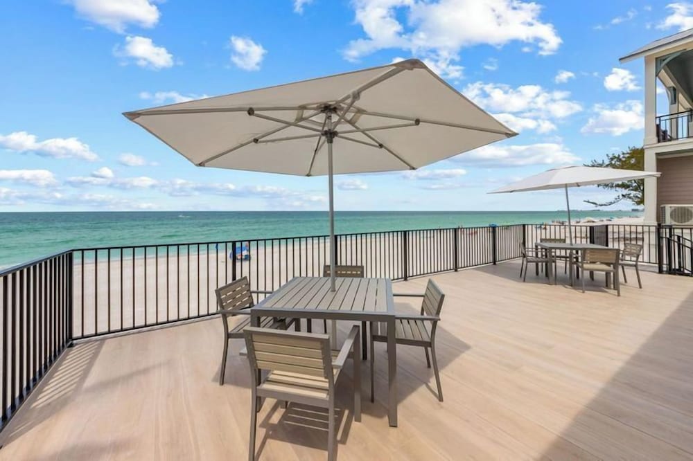 Anna Maria Island Inn 50/62