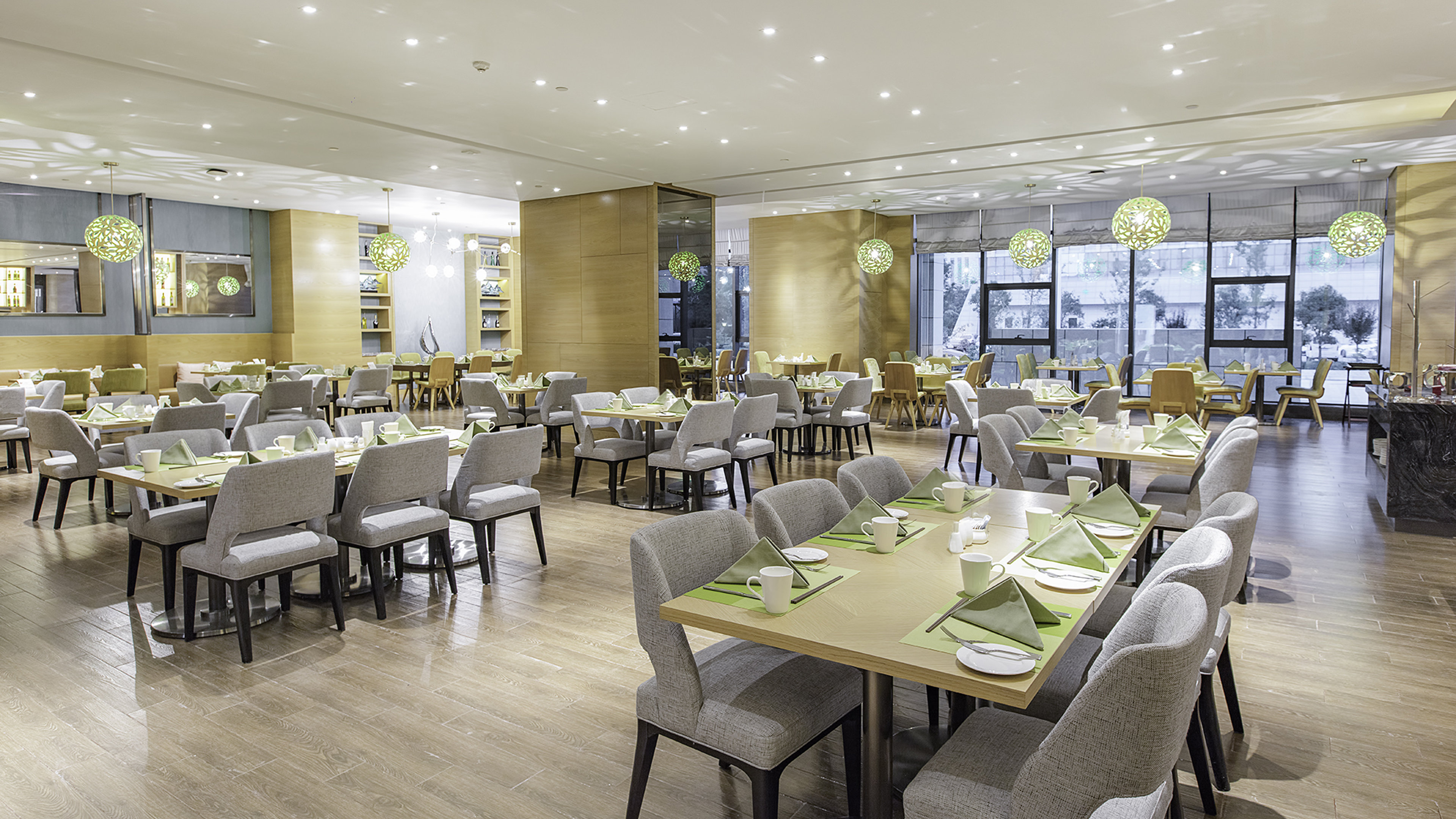 Holiday Inn Baoji Central 34/50