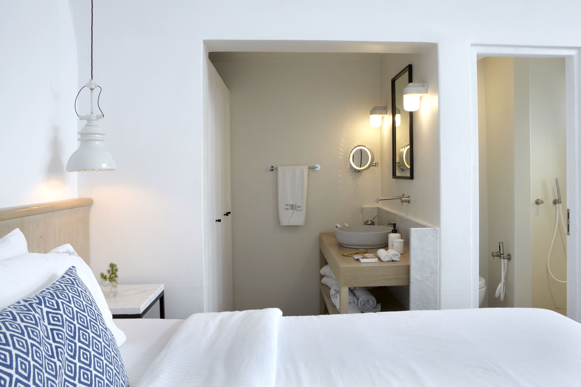 Traditional, Studio, Queen Bed, Caldera View, Sea View