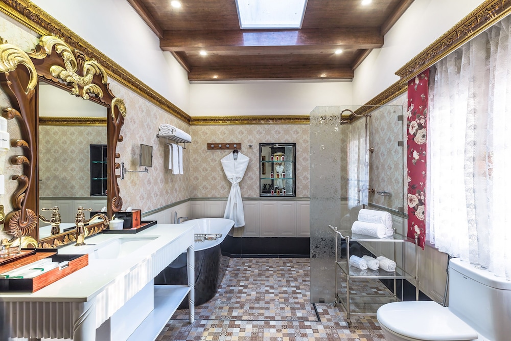 MAYFAIR Himalayan Spa Resort 45/45