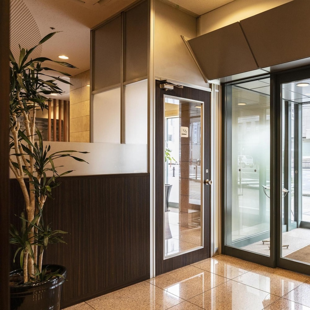 Nishitetsu Inn Kurosaki 35/48