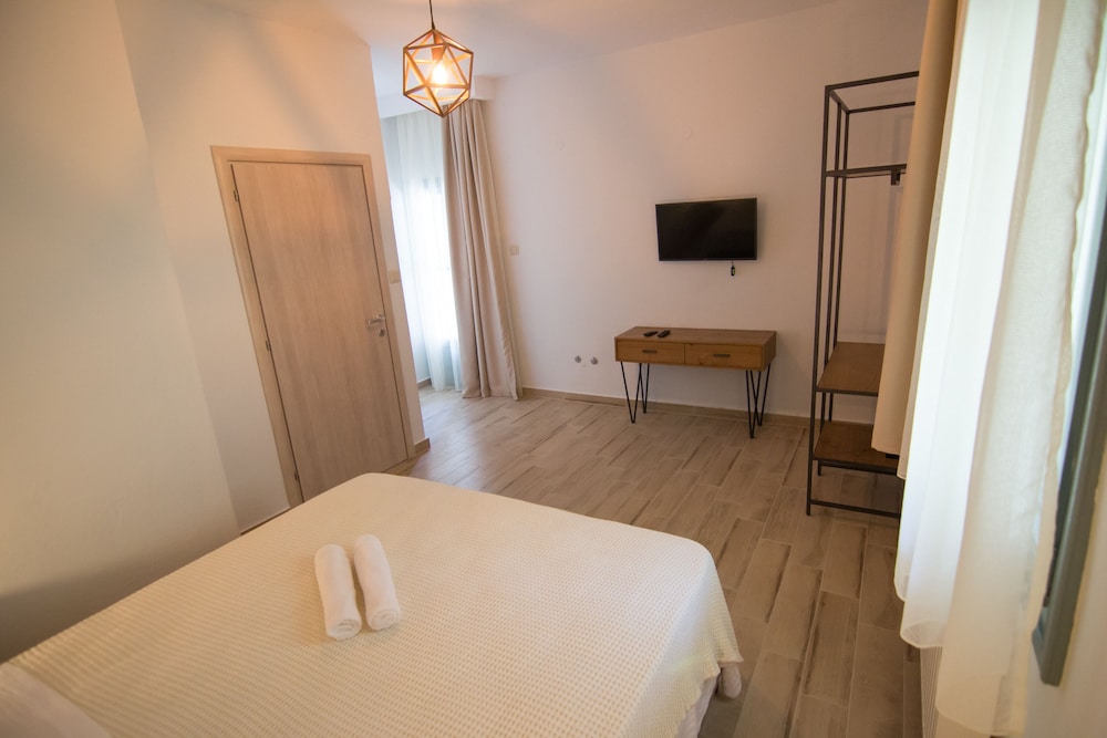 Casa Luxury Suites 11/44