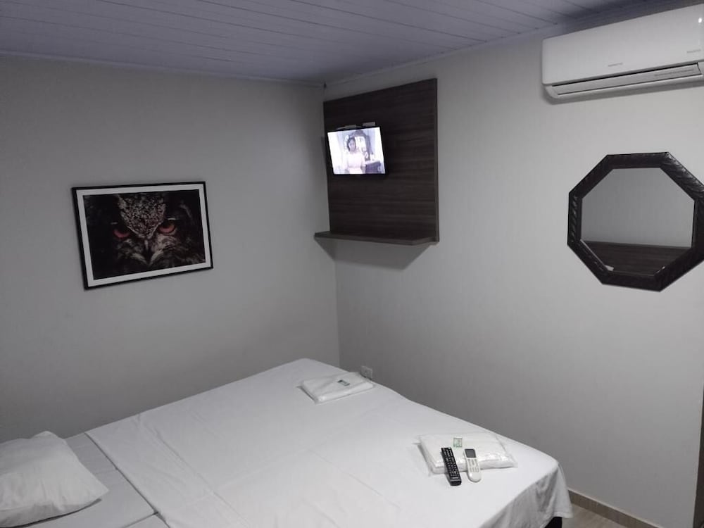 Hotel ROF 8/20