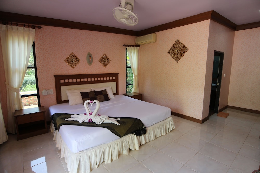 Lanta Villa Resort 21/58