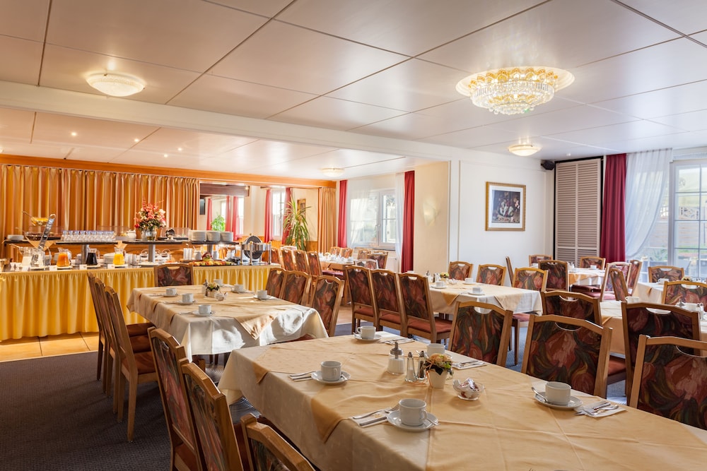 Bodensee Hotel Kreuz 33/50