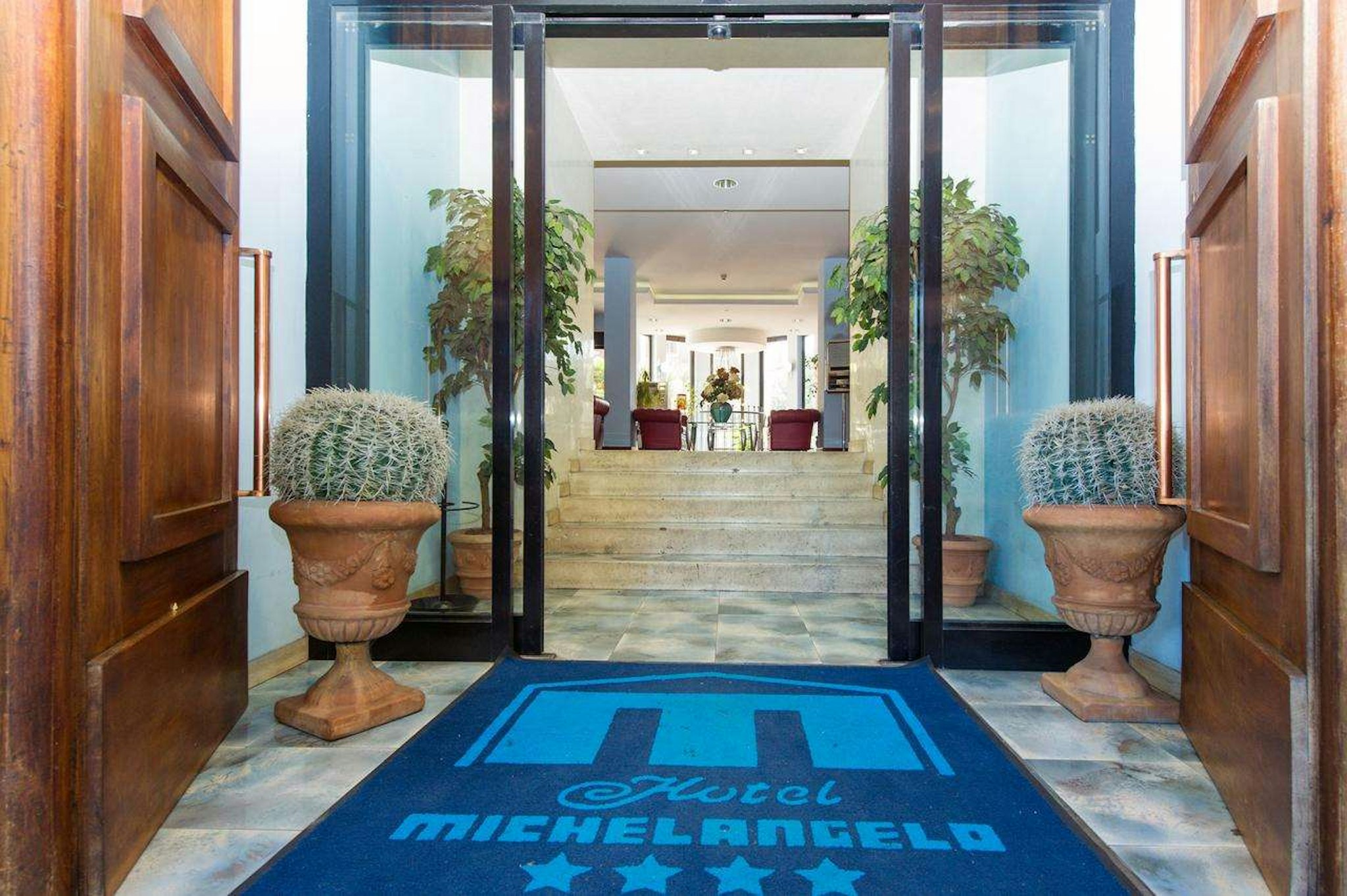 Michelangelo Palace 30/62