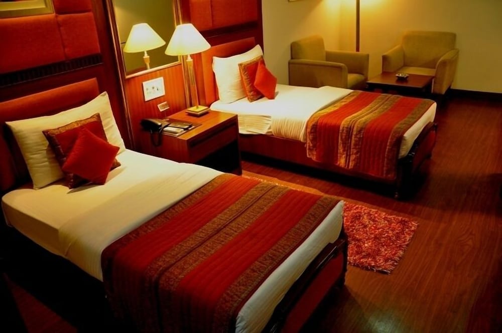 Hotel Jewel Palace 8/40