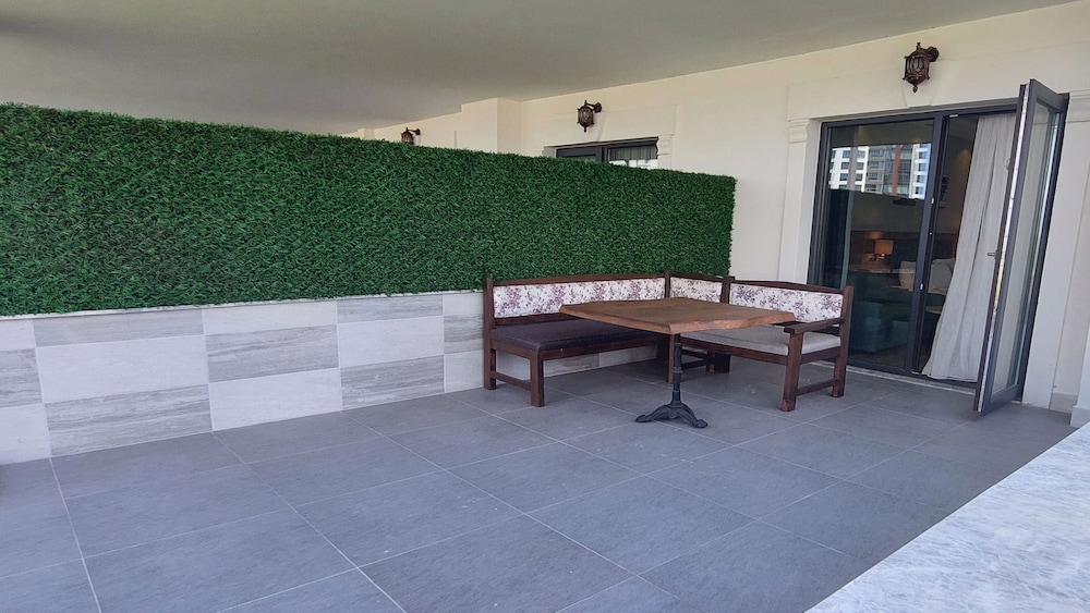 Holiday Inn Trabzon-East by IHG 8/43