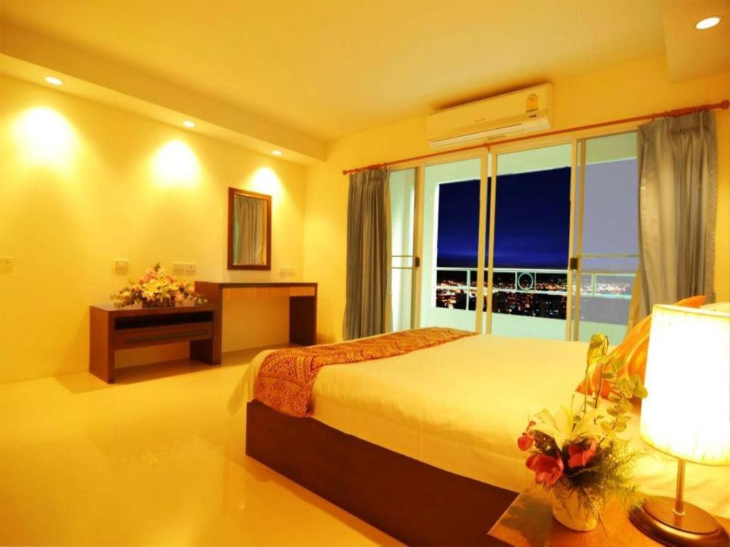 Grand Living Residence 15/64
