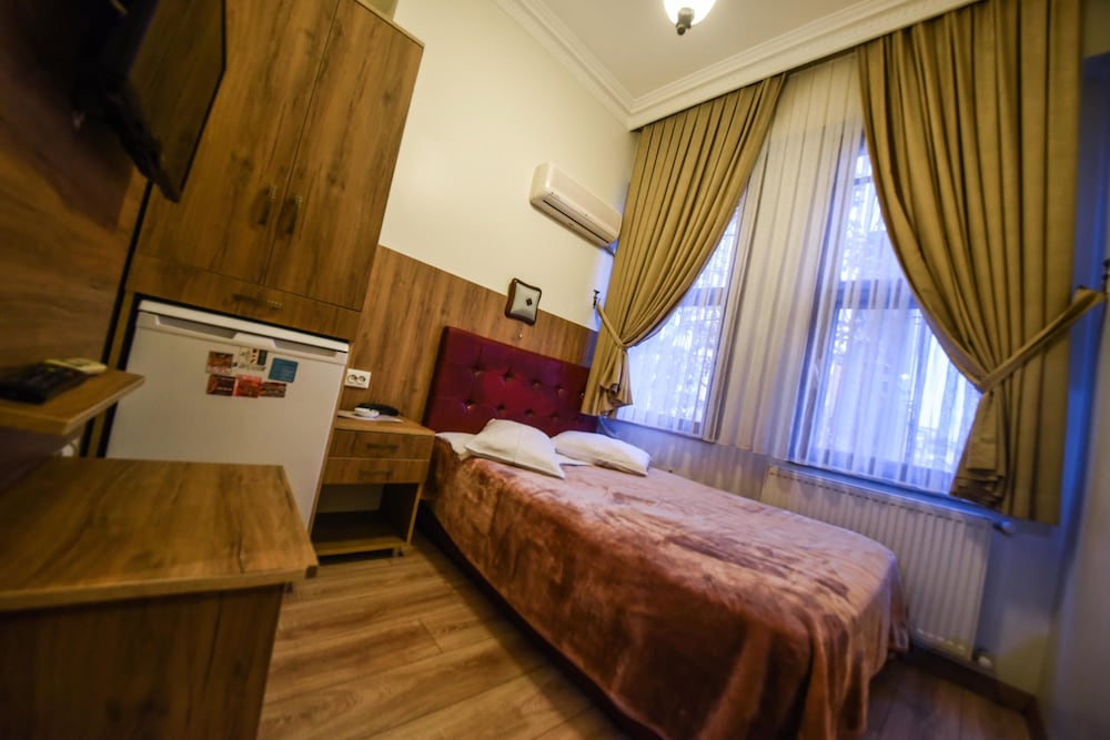 Kosk Otel 2/19