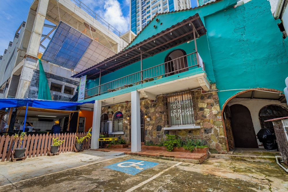 Hostal Casa 33 37/44