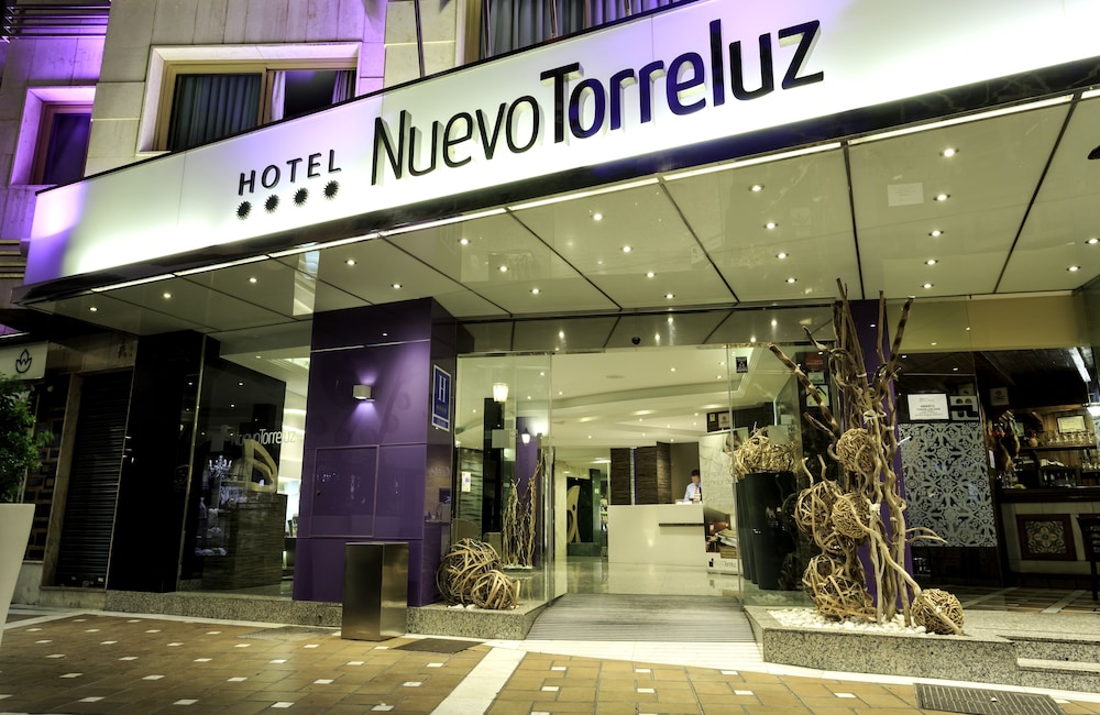 Nuevo Torreluz Hotel 3/37