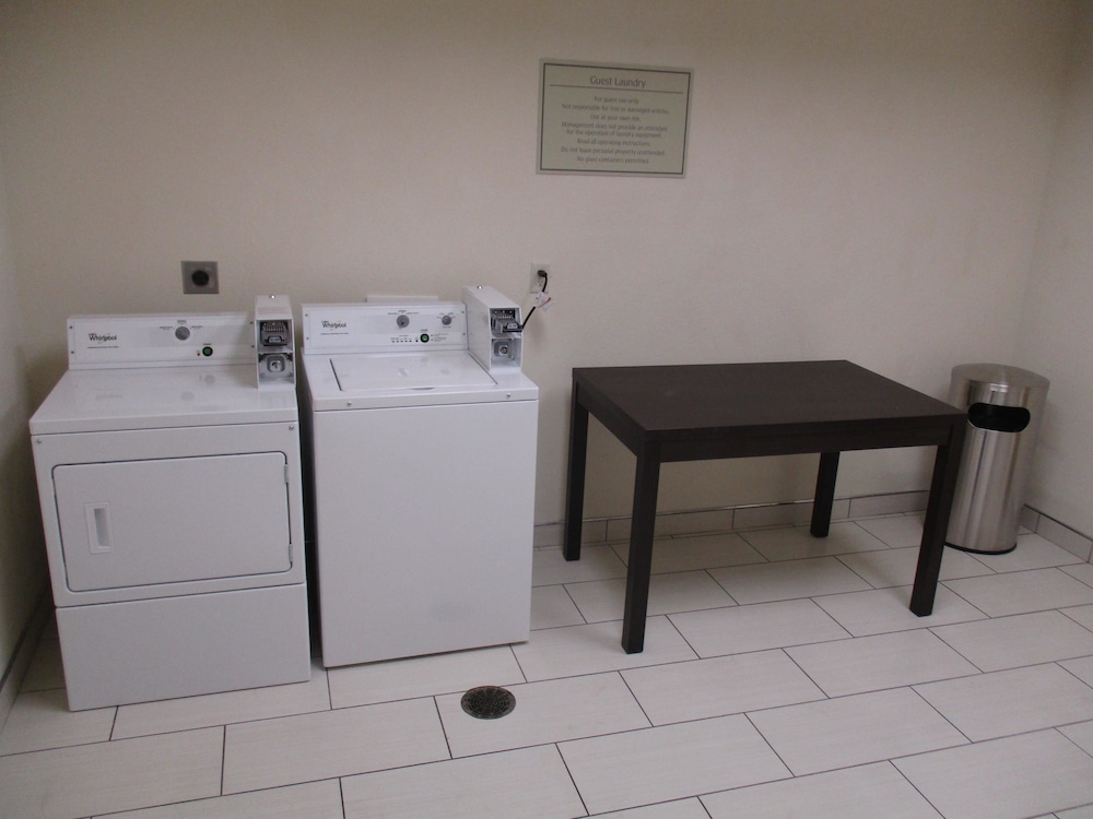 Best Western Plus Executive Residency Elk City 18/34