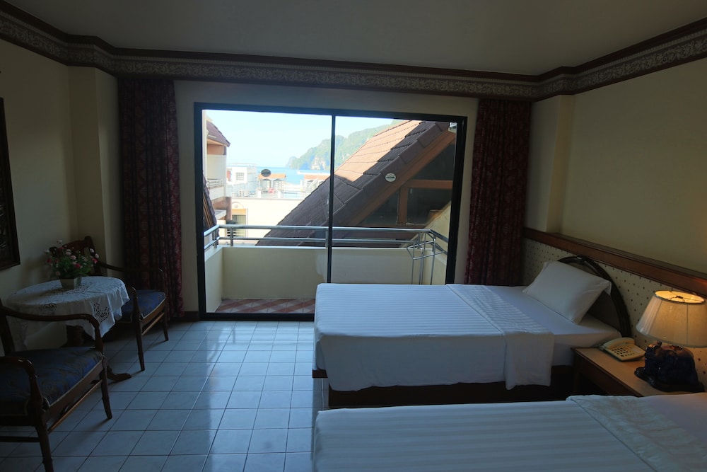 Phi Phi Hotel 35/64