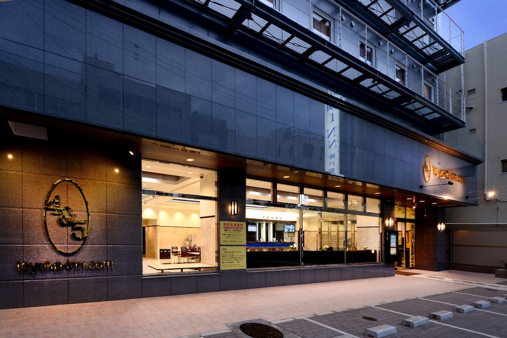 Toyoko Inn JR Kobe-eki Kita-guchi 8/45