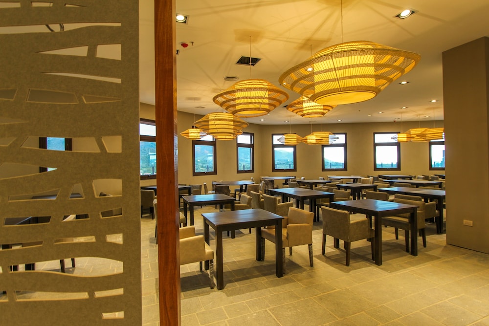 Pueblo Nativo Resort Golf Spa 55/71