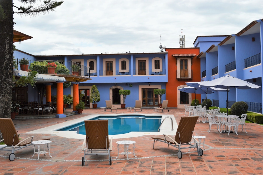 Hotel Santa Helena Plaza 5/42