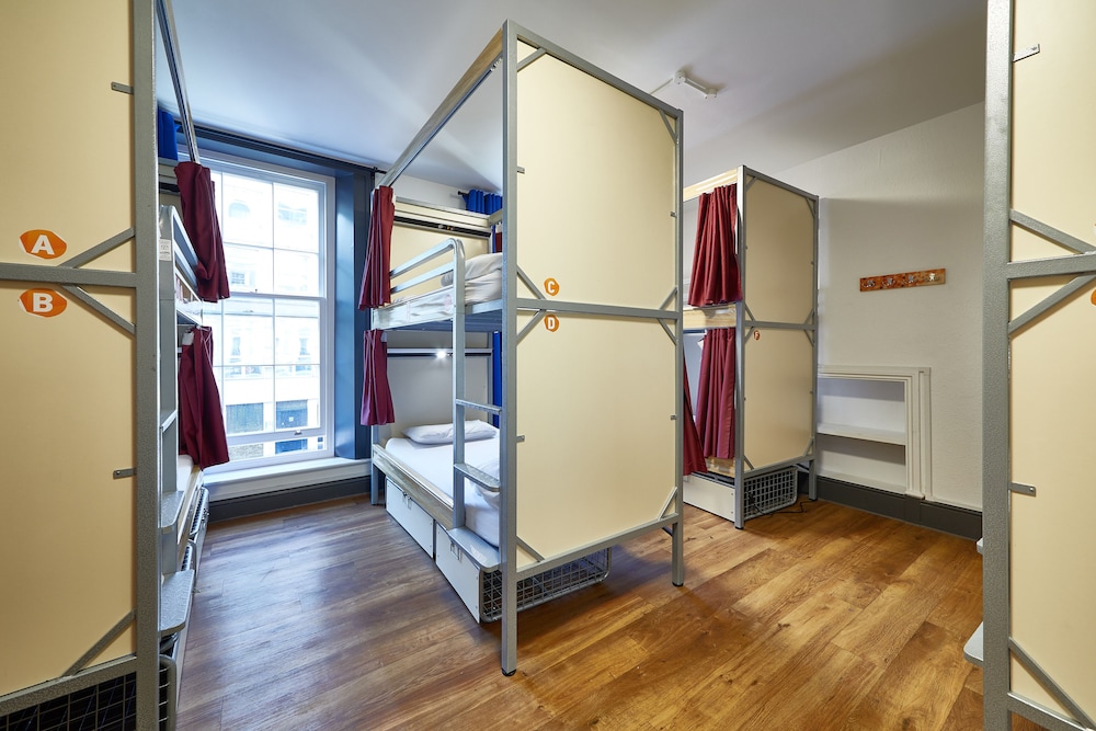 St Christophers Inn Village London Bridge Hostel Ex Hostel St Christophers Village 45/74