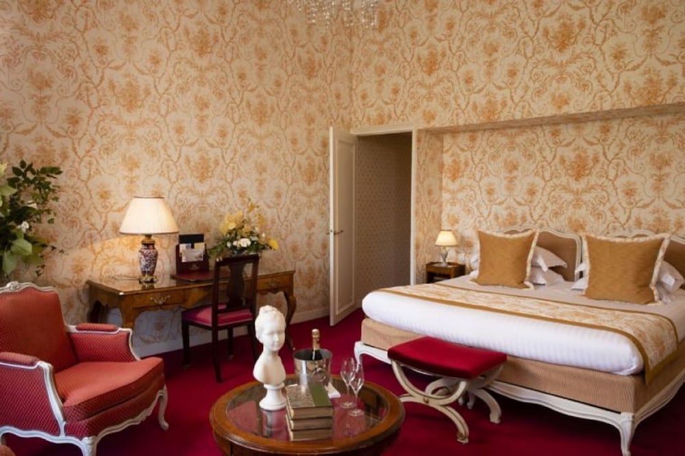 Chateau D artigny 14/69
