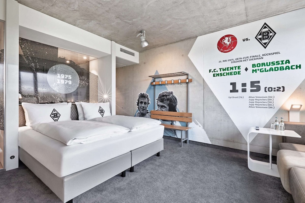 H4 Hotel Mönchengladbach Im Borussia-Park 12/50