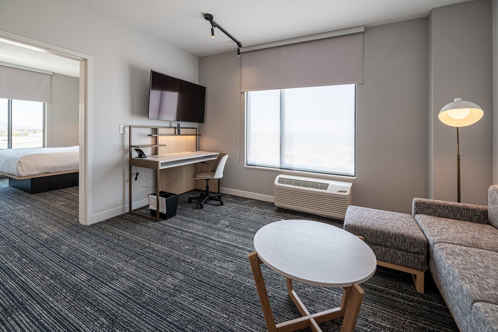 TownePlace Suites by Marriott Las Vegas North I-15 31/47