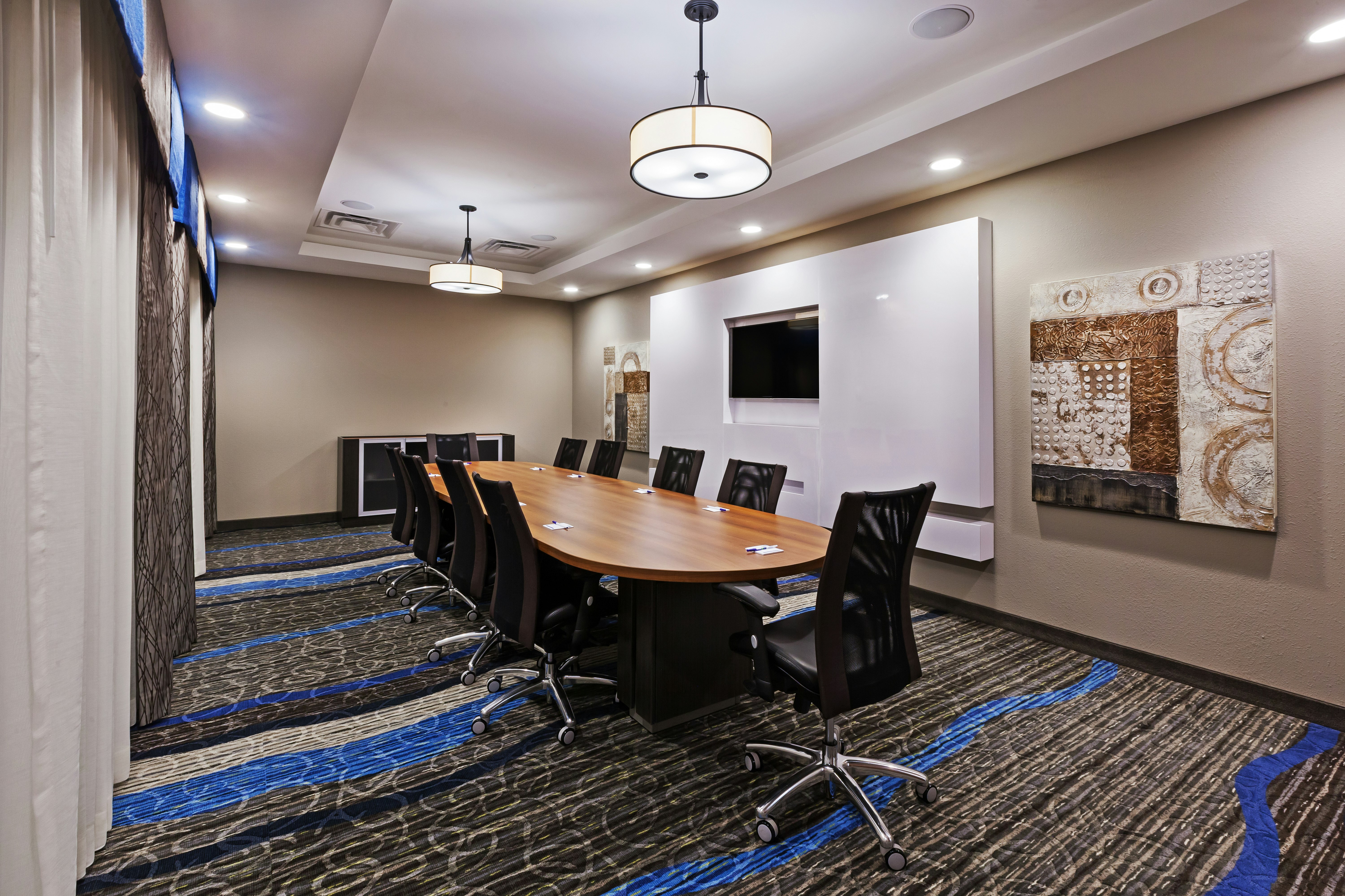 Holiday Inn Express And Suites Glenpool Tulsa South 48/52