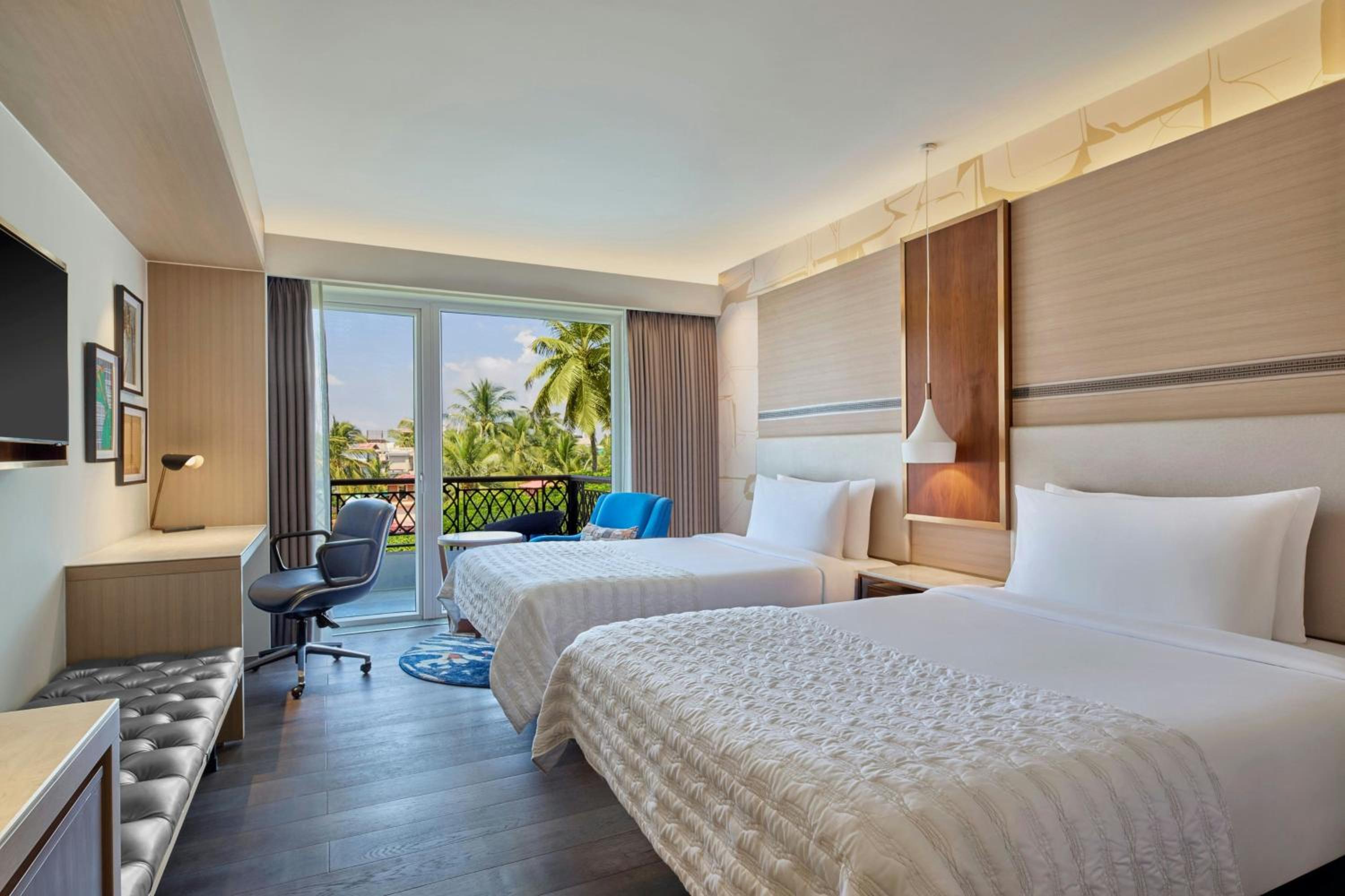 Classic, Twin Beds, Balcony