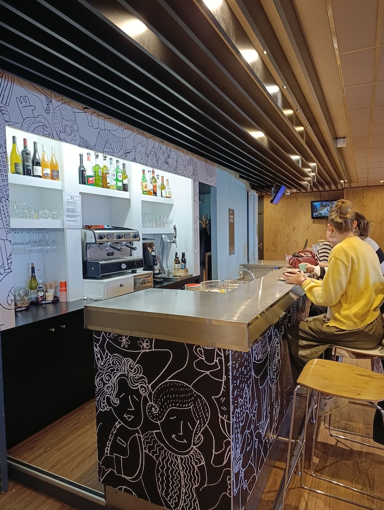 Ibis Aurillac 6/63