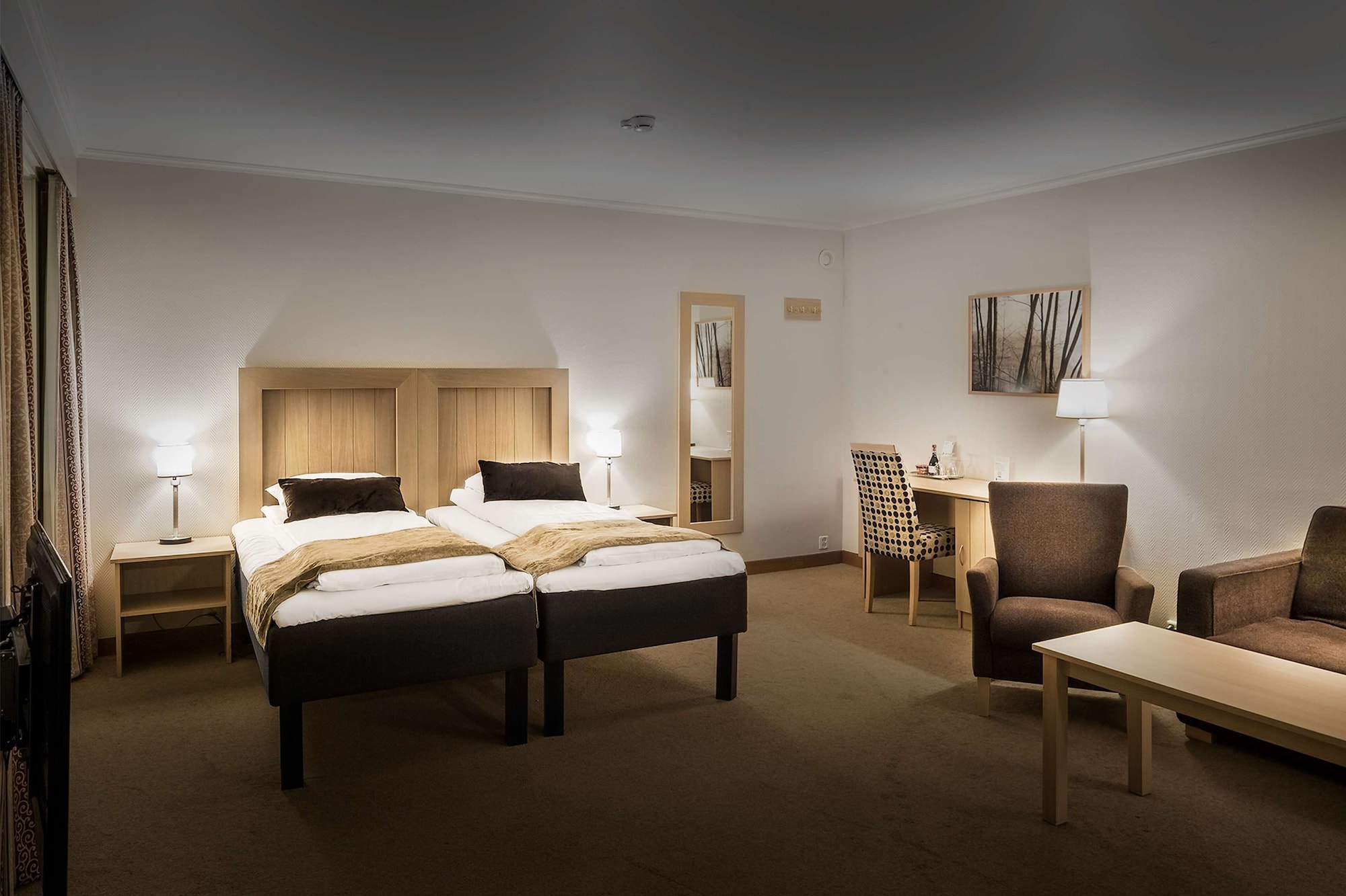 Superior, Twin Beds, Scandic Fauske Hotel 5/9