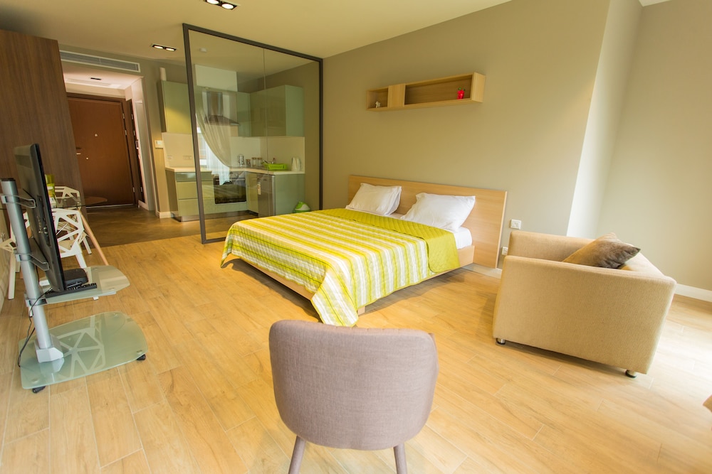 Accra Luxury Apartments Cantonments (Ex A-Lux Apartments) 22/80