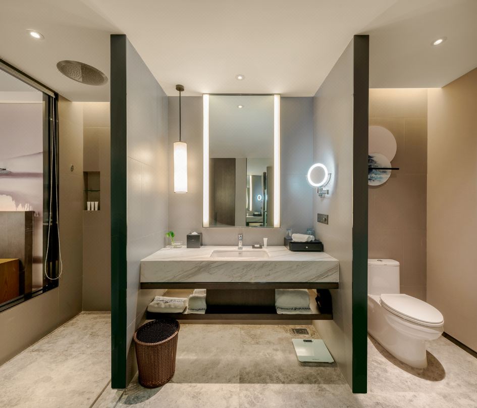 Howard Johnson by Wyndham Downtown Hotel Chongqing 45/50