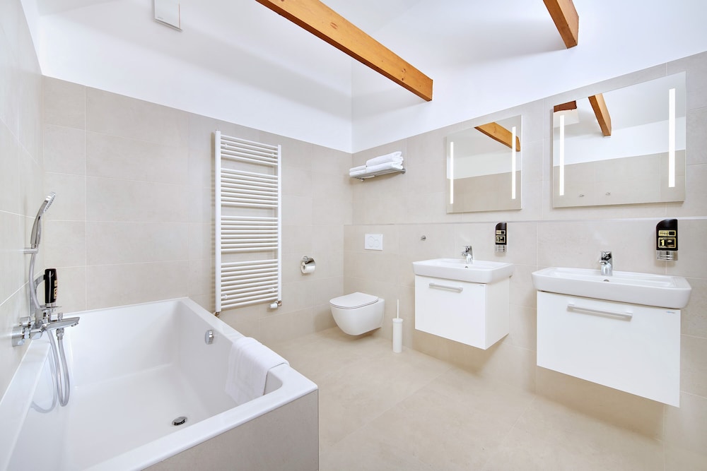 DownTown Suites Kodanska 41/42
