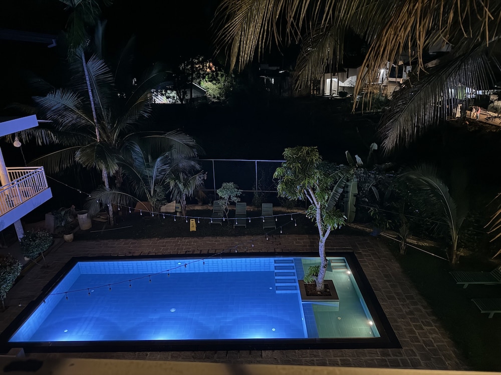 Heavens Holiday Resort 27/41