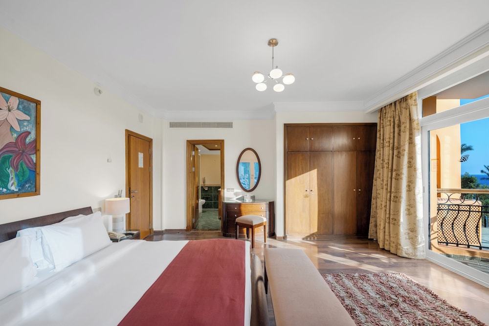 NARIMAN, SUPERIOR, VILLA, MULTIPLE BEDS, SEA VIEW