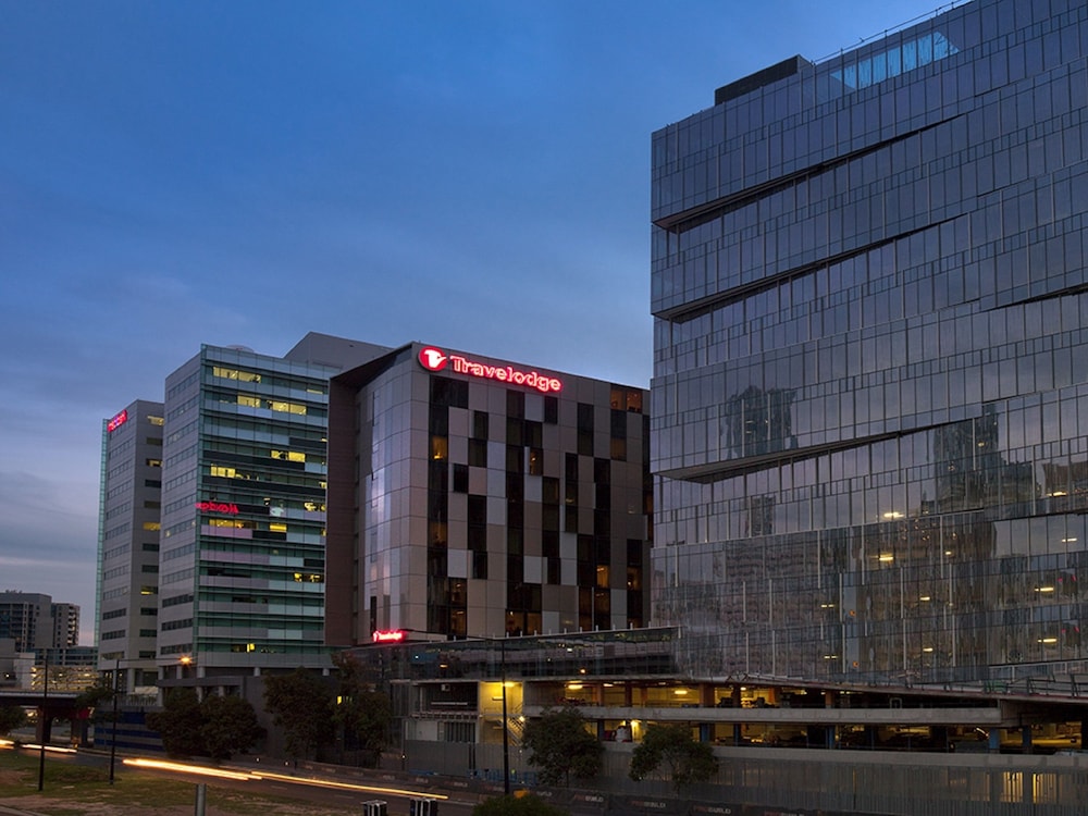 Travelodge Hotel Melbourne Docklands 7/61