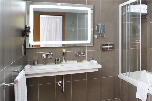 Junior Suite, Single