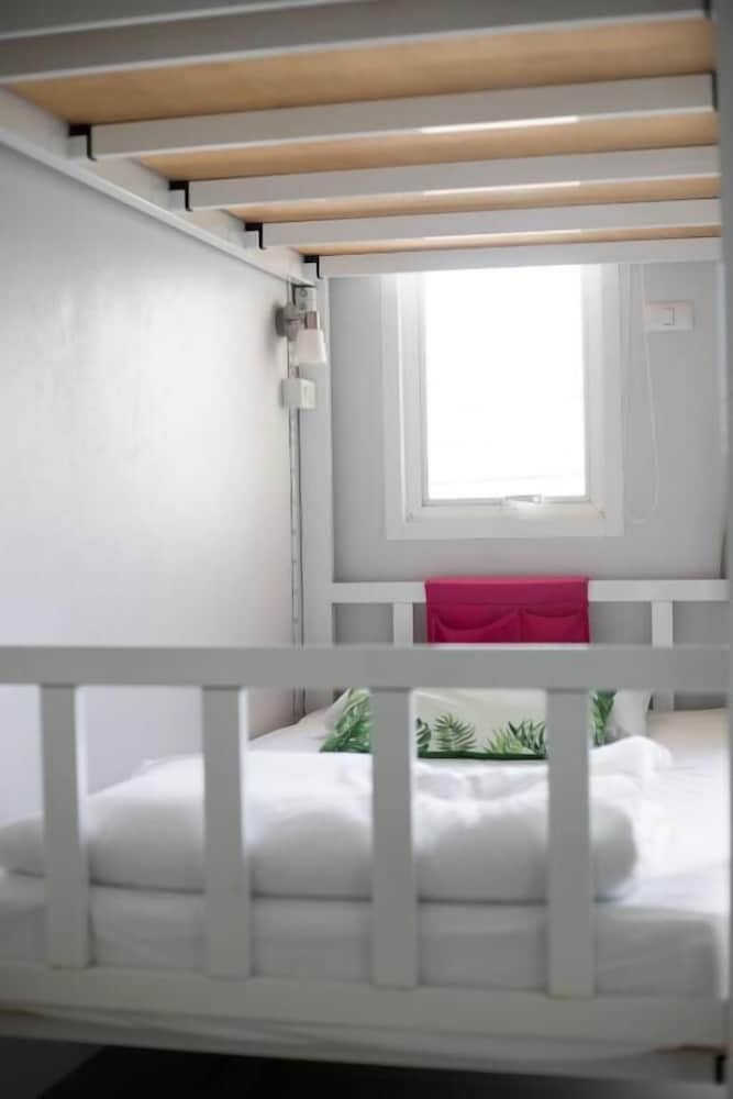 Dkaya Hostel 28/49