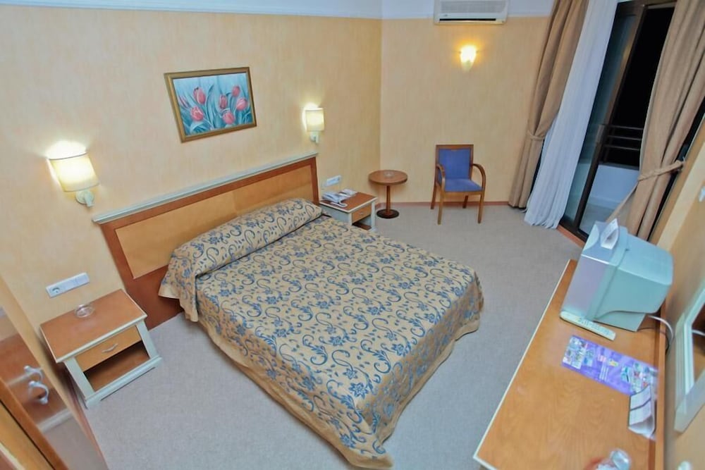 Palm Hotel 22/50