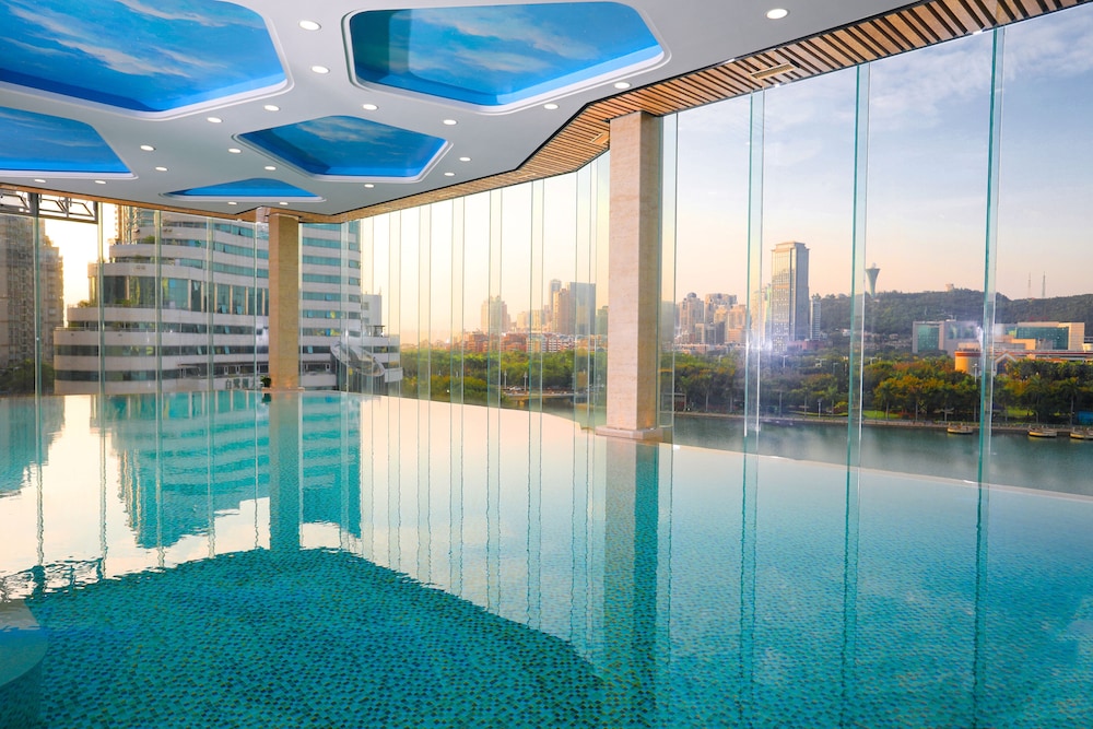 Xiamen Airlines Lakeside Hotel 26/50