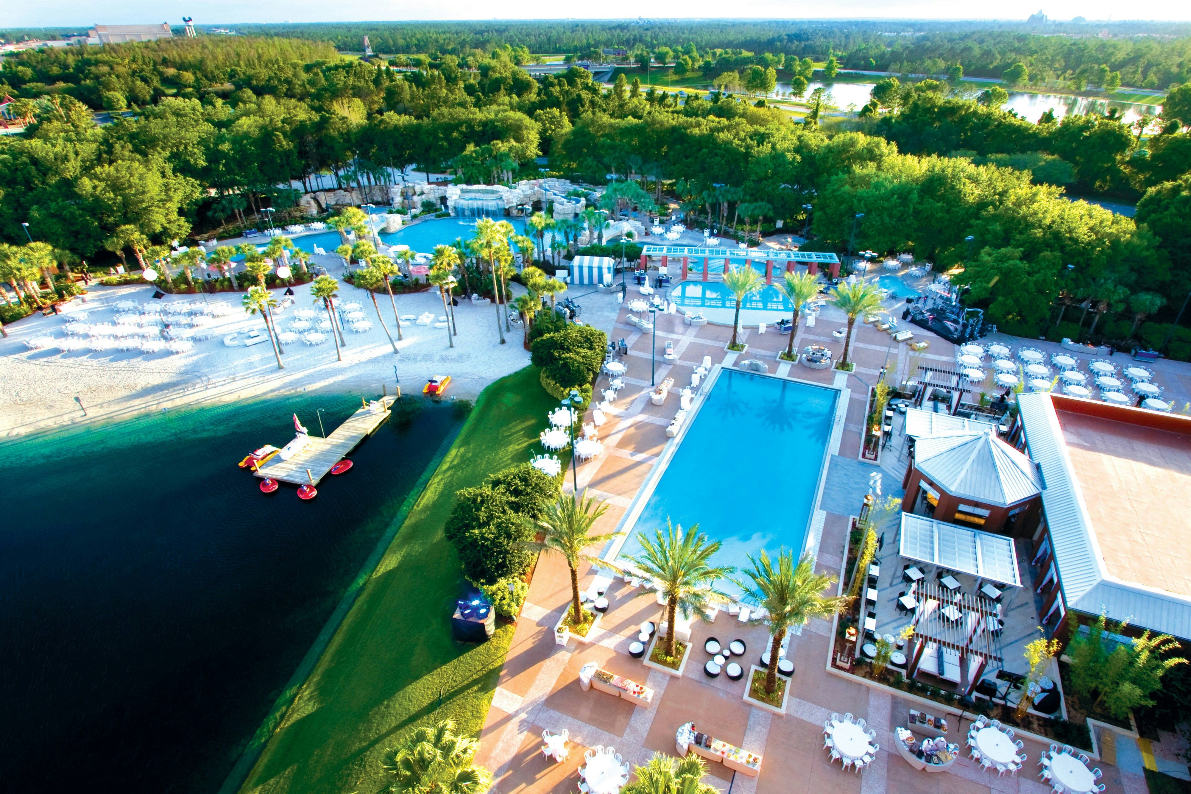 Walt Disney World Swan Resort 61/65