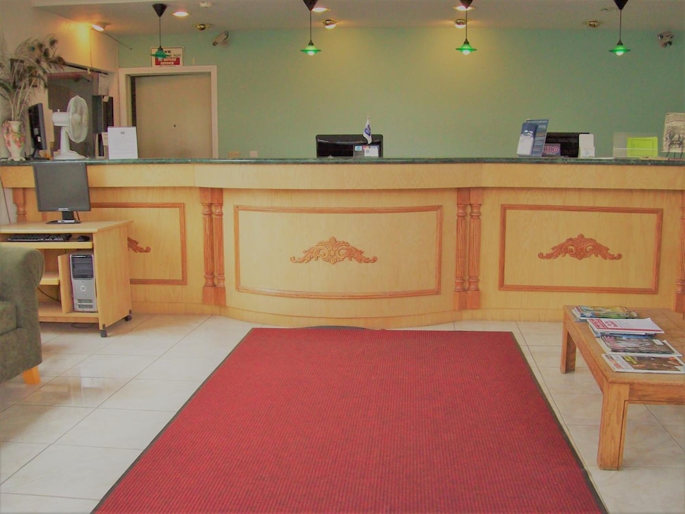 Regency Inn Norco 14/42