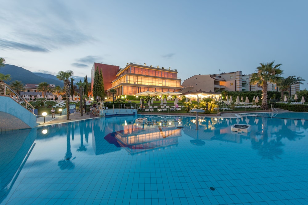 Loano 2 Village Residence Hotel