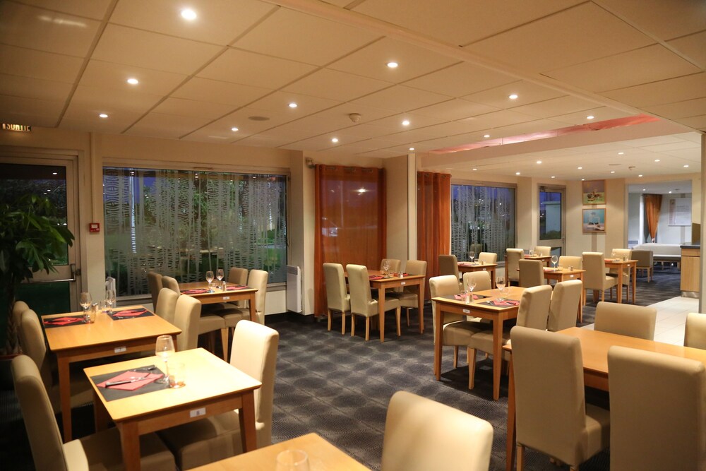 Ibis Orleans La Chapelle Saint Mesmin 49/64