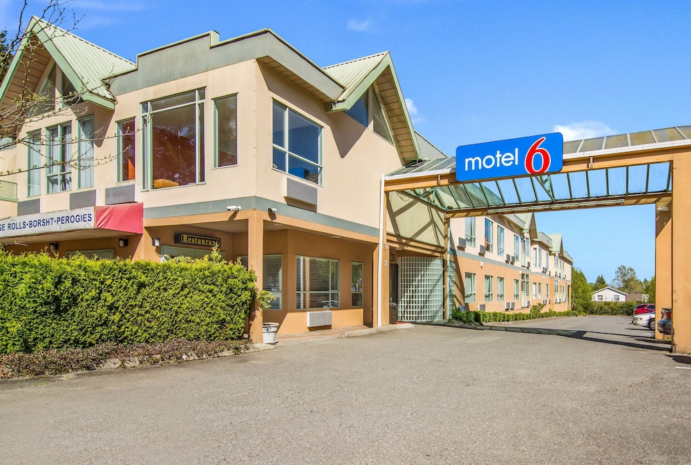 Motel6 Surrey BC 29/37
