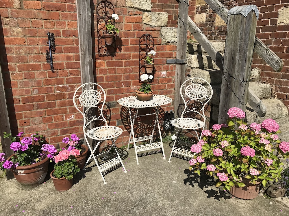 Colton Haggs Farm Bed And Breakfast 8/26