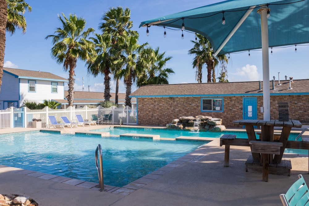 Tropic Island Resort 38/40