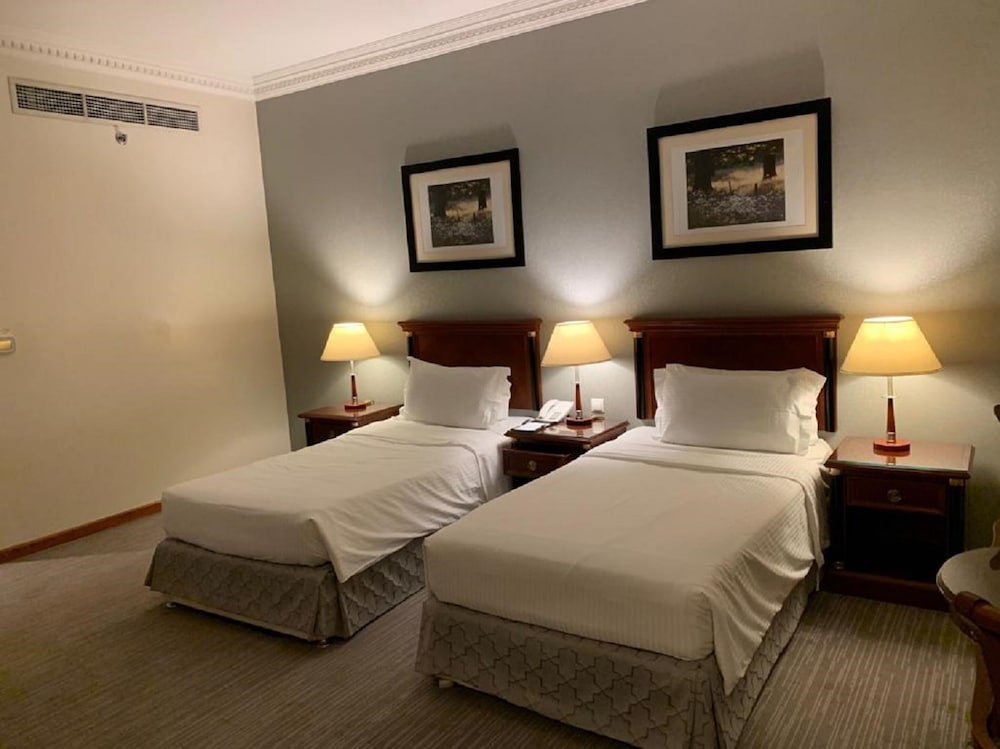 Executives Hotel Olaya 8/47