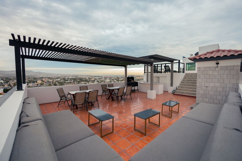 Collection O Morgan City Center, Los Cabos 55/57