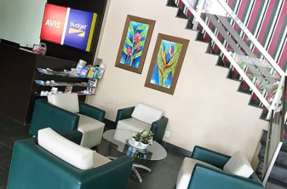 AIPANA PLAZA HOTEL 28/34
